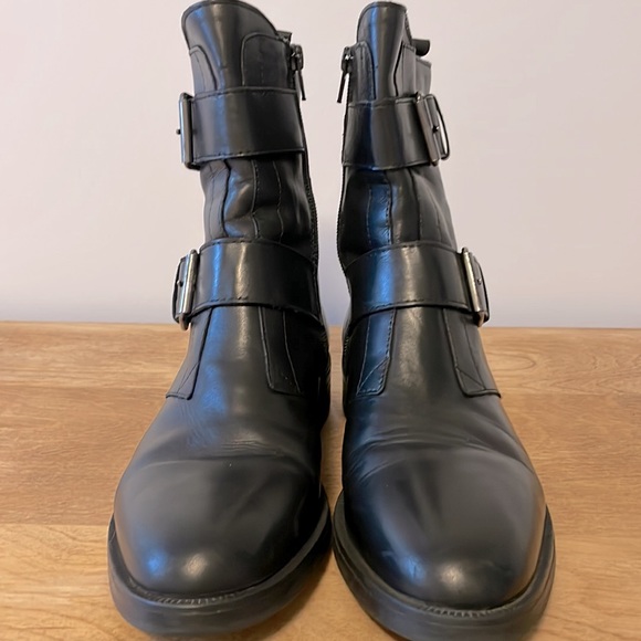 Black combat boots with buckles - Picture 3 of 3